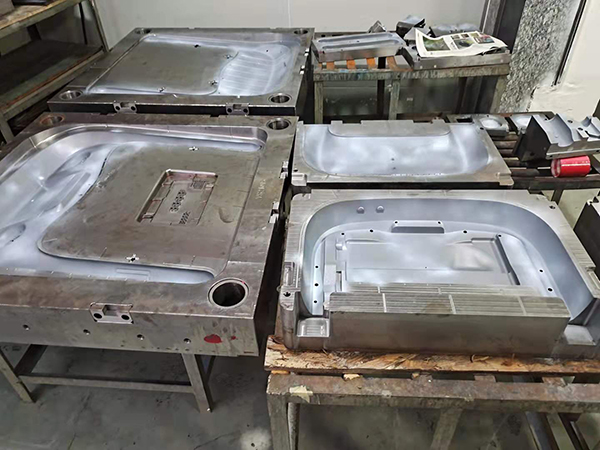 浅谈模具咬花的应用